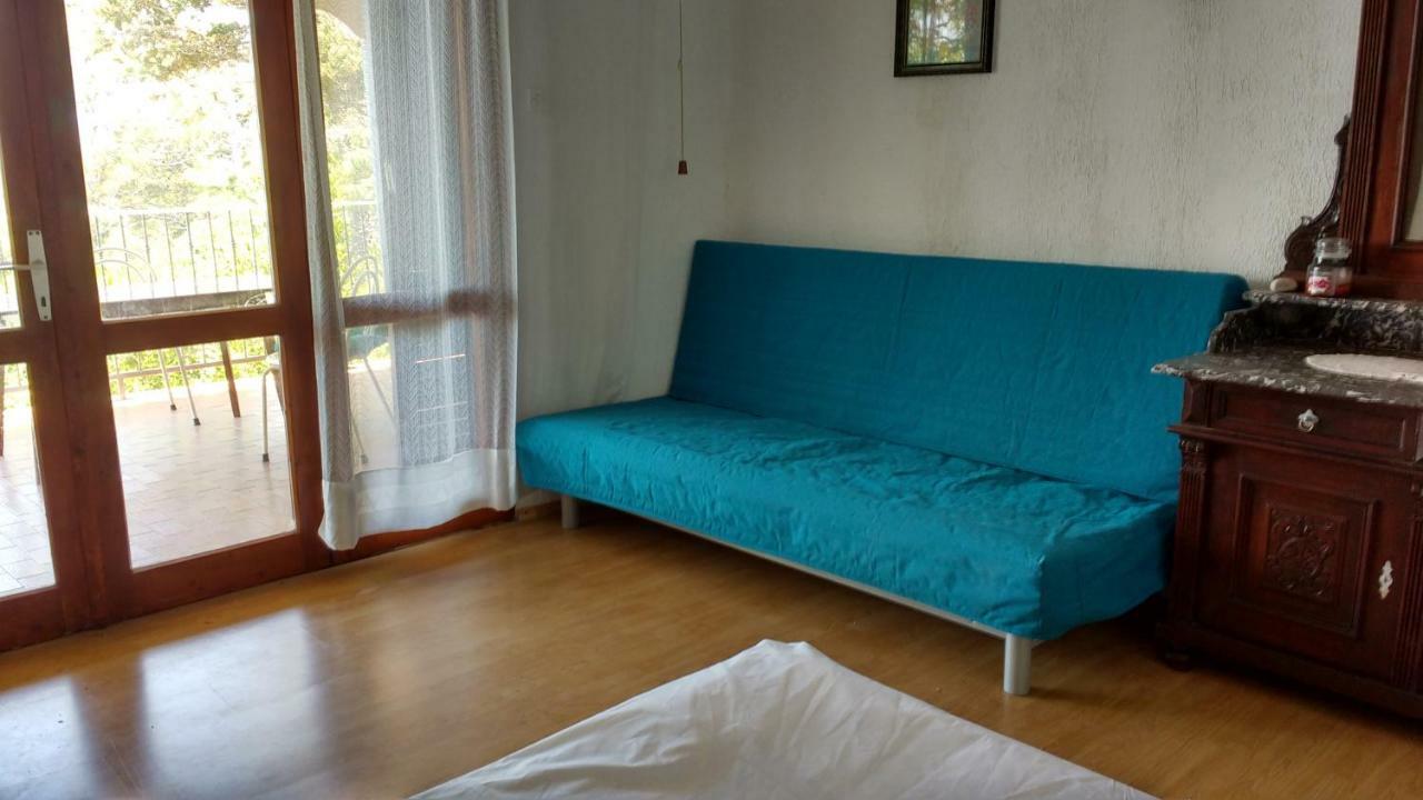 Apartments Bassi Stara Baska Exterior photo