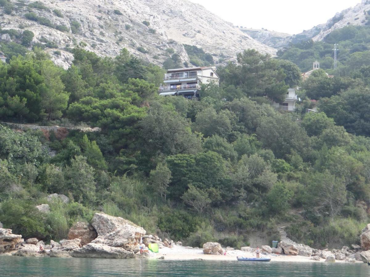 Apartments Bassi Stara Baska Exterior photo