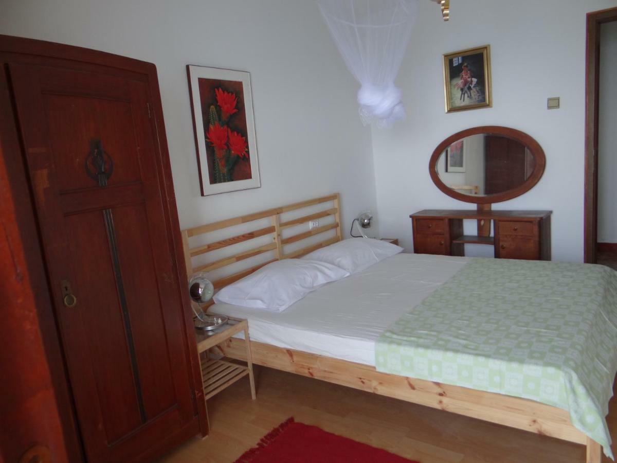 Apartments Bassi Stara Baska Exterior photo